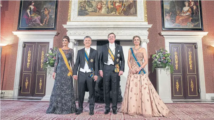  ?? Ap ?? Awada, Macri y los reyes Guillermo y Máxima de Holanda, momentos antes de la cena de Estado, anoche, en el palacio real