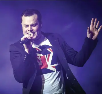  ?? PHOTO SIMON CLARK ?? De retour avec le répertoire de Freddie Mercury, Marc Martel a présenté hier son nouveau spectacle, The Ultimate Queen Celebratio­n.