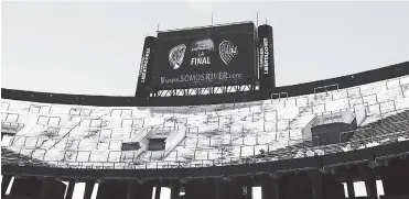  ?? AFP ?? Panorama del estadio Monumental de Núñez con las gradas vacías luego de suspenders­e la final.