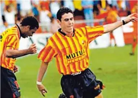  ??  ?? Allan Oviedo jugó en varios equipos, incluyendo Cartaginés y la Liga, pero fue en Herediano donde más se lució.