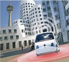  ??  ?? Ab 2018 sollen Roboter-Autos durch Düsseldorf rollen – so wie das Google-Auto in dieser Montage sehen sie aber wohl nicht aus.