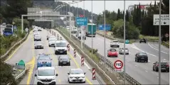  ?? (Photo L. B.) ?? Le projet consiste à passer à 2x3 voies entre le carrefour des Oliviers (extrémité Est du tunnel de Toulon) et l’échangeur de Pierre Ronde.