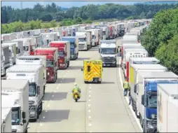  ?? Picture: Andy Clark ?? Operation Stack in place on the M20