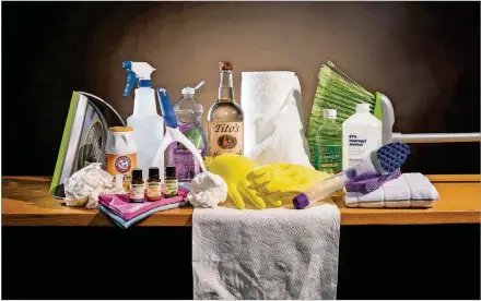  ?? TAMIR KALIFA/AMERICAN-STATESMAN PHOTOS ?? Find the tools that work for you to shorten the amount of time you spend cleaning. Some good things to have: a broom and dust pan, baking soda, essential oils, a spray bottle, microfiber cloths, a squeegee, dish soap, vodka, gloves, paper towels,...