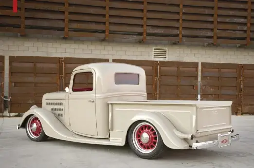  ??  ?? A MODERN TIME CAPSULE, THIS ’36 FORD DEFINITELY TAKES US BACK TO SIMPLER TIMES.