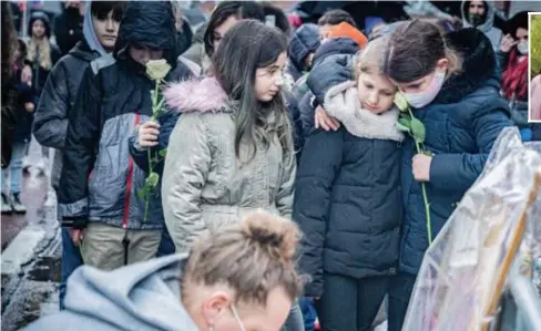  ?? FOTO ZB ?? De klasgenoot­jes van Hailey namen donderdag samen afscheid van hun vriendin.