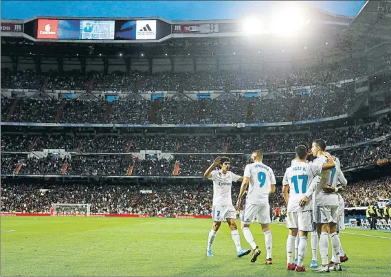  ?? FOTO: SIRVENT ?? El Real Madrid sufrió para ganar a un Málaga y lo hizo gracias a un gol de Cristiano Ronaldo que volvió a ver puerta en el campeonato liguero