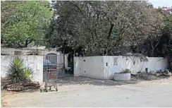  ?? Picture: Thapelo Morebudi ?? This house at no 3 Bottlebrus­h Street, in Ferndale, Randburg, is said to have been taken over by squatters. The owners cannot be traced and a next-door neighbour has had to barricade his windows and doors.