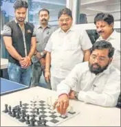  ?? PTI ?? Rebel Shiv Sena leader Eknath Shinde playing chess at a hotel in Guwahati on Thursday.