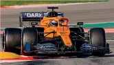  ?? AFP ?? Sos
La McLaren di Carlos Sainz jr, 25 anni, durante i test al Montmelò lo scorso febbraio
