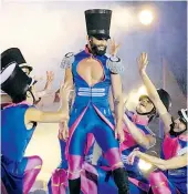  ??  ?? Conchita Wurst tanzte, sang und moderierte die Show in unzähligen Outfits.