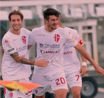  ?? IPP ?? La gioia di Luca Ravanelli, 21 anni, all’esordio in Serie B, dopo il gol del pareggio del Padova