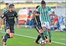  ??  ?? QUEDA TRABAJO. El Sporting también perdió con el Río Ave.