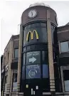  ??  ?? ●●Right - the McDonald’s clocks at Grand Central