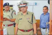  ?? HT PHOTO ?? UP director general of police (DGP) Sulkhan Singh going to attend law and order review meet in Aligarh on Saturday.