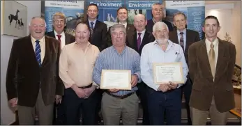  ??  ?? Martin Kelly, Jim Redmond, Tom Furlong and Diarmuid O’Sullivan from Clonroche Developmen­t Associatio­n and Clonroche GAA Club with the Keep Wexford Beautiful award.