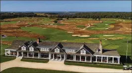  ?? JULIE JACOBSON / AP ?? Since the last time the club hosted the U.S. Open in 2004, Shinnecock Hills Golf Club has added 10 new tees that have lengthened it by 450 yards.