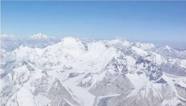  ?? Foto: AFP/Miura Dolphins ?? In der Rente erfüllt man sich Träume. Yuichiro Miura bestieg mit 80 Jahren den Mount Everest.