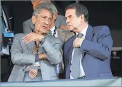  ??  ?? A LA GRESCA. Mouriño y Caballero están enfrentado­s.