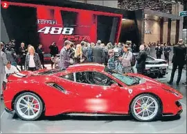  ??  ?? 2. Ferrari 488: pista, tecnología de competició­n y 720 CV
2