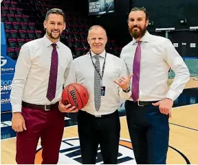  ?? ?? The new General Manager of the New Zealand’s men’s basketball League, Huw Beynon, earlier worked for Sky TV as a hoops commentato­r with Andrew Mulligan and Casey Frank, above right.