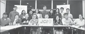  ??  ?? JCI Kuching members at a recent event.