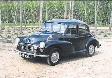  ??  ?? Ian Dearberg is trying to find his dad’s old Morris Minor