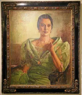  ??  ?? Portrait of Purita Kalaw-Ledesma by Fabián de la Rosa