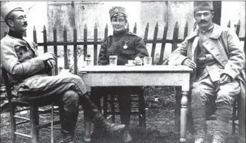  ??  ?? Flora Sandes on duty in the Serbian army.