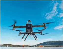  ?? FOTO: SEVENDOF ?? DYREVENNLI­G: Droneselsk­apet Sevendof hevder droner er mer dyrevennli­g en helikopter når en skal inpisesier fra lufta.