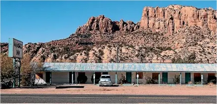  ?? GUY WILKINSON ?? Abandoned motels line Route 66.