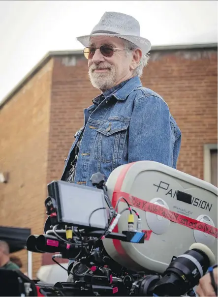  ?? WARNER BROS. PICTURES ?? Director Steven Spielberg enjoys “reminiscin­g and looking back on a quieter era.”