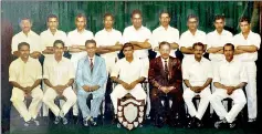  ??  ?? The Sara Trophy winning team of 1964 with the then Bloomfield officials T.M.N. Mahmood (Secretary) and H.L. Gunaratne (President)