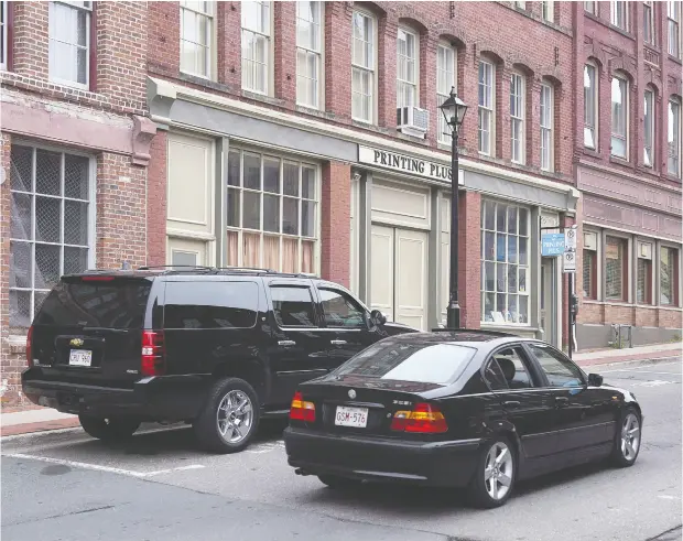  ?? Andrew VAUGHAN / THE CANADIAN PRESS ?? The Saint John, N.B., building where businessma­n Richard Oland was found dead is up for sale. “This is one of Saint John’s showcase, Italianate
style, brick building(s) with the grandeur of post and beam constructi­on combined with many upgrades,” the listing says.