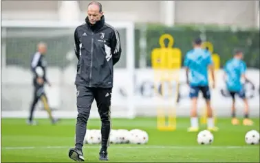  ?? ?? Allegri, durante un entrenamie­nto.