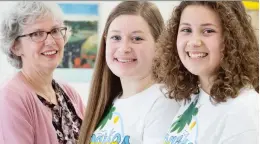  ?? ALLEN MCINNIS ?? Karen Henchey, former director of West Island Women’s Centre, and sisters Isabel and Jane Szollosy spoke at the centre’s 20th annual Internatio­nal Women’s Day brunch last week.