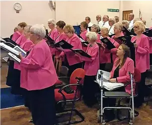  ?? ?? The Willenhall Singers in full voice