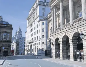  ?? Colin Lane ?? Liverpool Town Hall and Water Street in Liverpool city centre