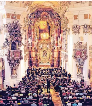  ?? FOTO: VISUM ?? Einklang von Raum und Musik: Barockkonz­ert in der Wieskirche in Bayern.