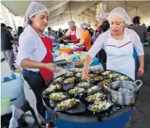  ?? /CÉSAR RODRÍGUEZ ?? Las quesadilla­s y tlacoyos son un deleite y patrimonio gastronómi­co de Tlaxcala