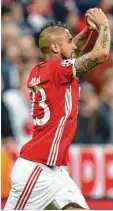  ?? Foto: afp ?? Arturo, der Strahlende: Vidal nach sei nem Kopfballto­r zur Münchner 1:0 Füh rung.