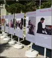  ?? (Photo C.C) ?? Une autre exposition à ciel ouvert sur les jeunes talents passés par le Festival ces dix dernières années a été installée dans les jardins Biovès.