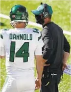  ??  ?? Adam Gase must find some answers for Sam Darnold and Jets in a hurry.