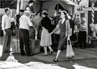  ?? (2024 18MONTHS S.R.L.) ?? L’héroïne de «Il reste encore demain», une mère Courage interprété­e par la réalisatri­ce et comédienne Paola Cortesi.