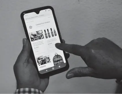  ?? FOTO: JESÚS LEAL ?? Las ventas en línea están siendo aplicadas por miles de negocios en el estado de Sinaloa.