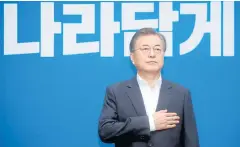  ?? REUTERS ?? South Korean President Moon Jae-in gestures during a cabinet meeting at the Presidenti­al Blue House in Seoul last week.