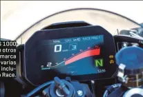  ??  ?? El cuadro de la S 1000 RR es común con otros modelos de la marca y dispone de varias visualizac­iones, incluyendo un modo Race.