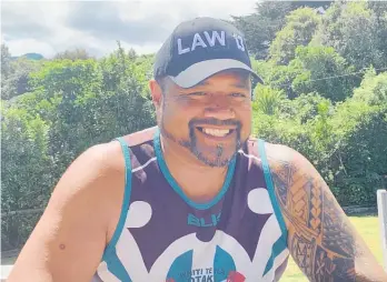  ??  ?? O¯ taki man Moni Pu’e has set up a distributi­on business to honour the promise made to his late brother, Mongrel Mob member Tagaloa (known as Law), that their family would never go hungry again. His Law 13 range of locally-made wine, gin and vodka was launched in Porirua on February 13.