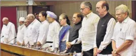  ?? PTI PHOTO ?? Leaders of opposition parties observe silence in memory of Amarnath pilgrims killed in a terror attack, at a meeting to pick candidate for vicepresid­ential election in New Delhi on Tuesday.