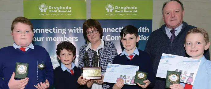  ??  ?? Daniel Mc Kenna , Lachie Melia, Geraldine Gilsenan Charperson Drogheda Credit Union , Daithi Wade ,Declan Collins Quiz MC and Sean Reilly Realt Na Mara Boys BNS Winners A Competitio­n